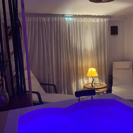 Bien-etre Balneo Sauna A Usage Privatif Tarentaise