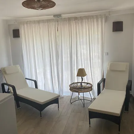 Bien-etre Balneo Sauna A Usage Privatif Holiday home *